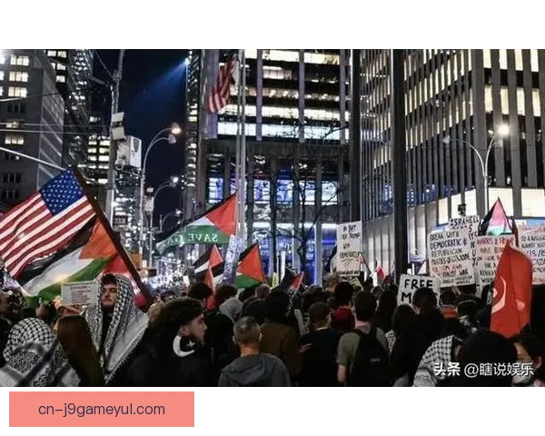 七万二千人涌入华盛顿见证纪录